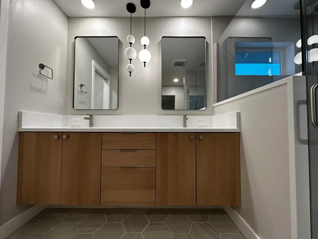 Modern Vanity & Lighting